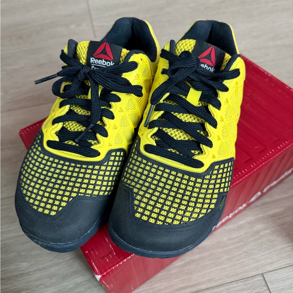 Reebok CrossFit Nano 4.0 - Women size 6.5
